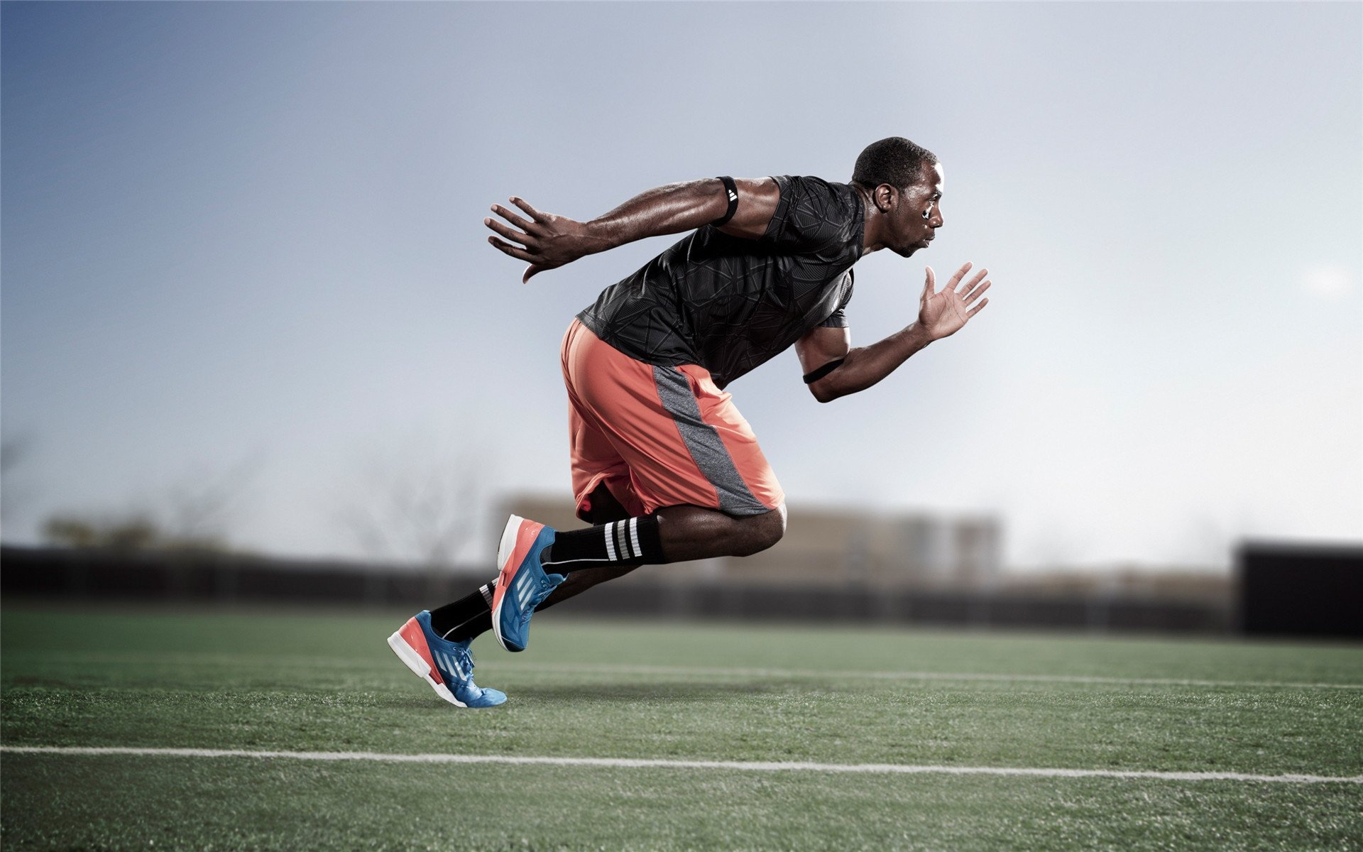 传奇谢幕！足球巨星李明举行盛大退役仪式