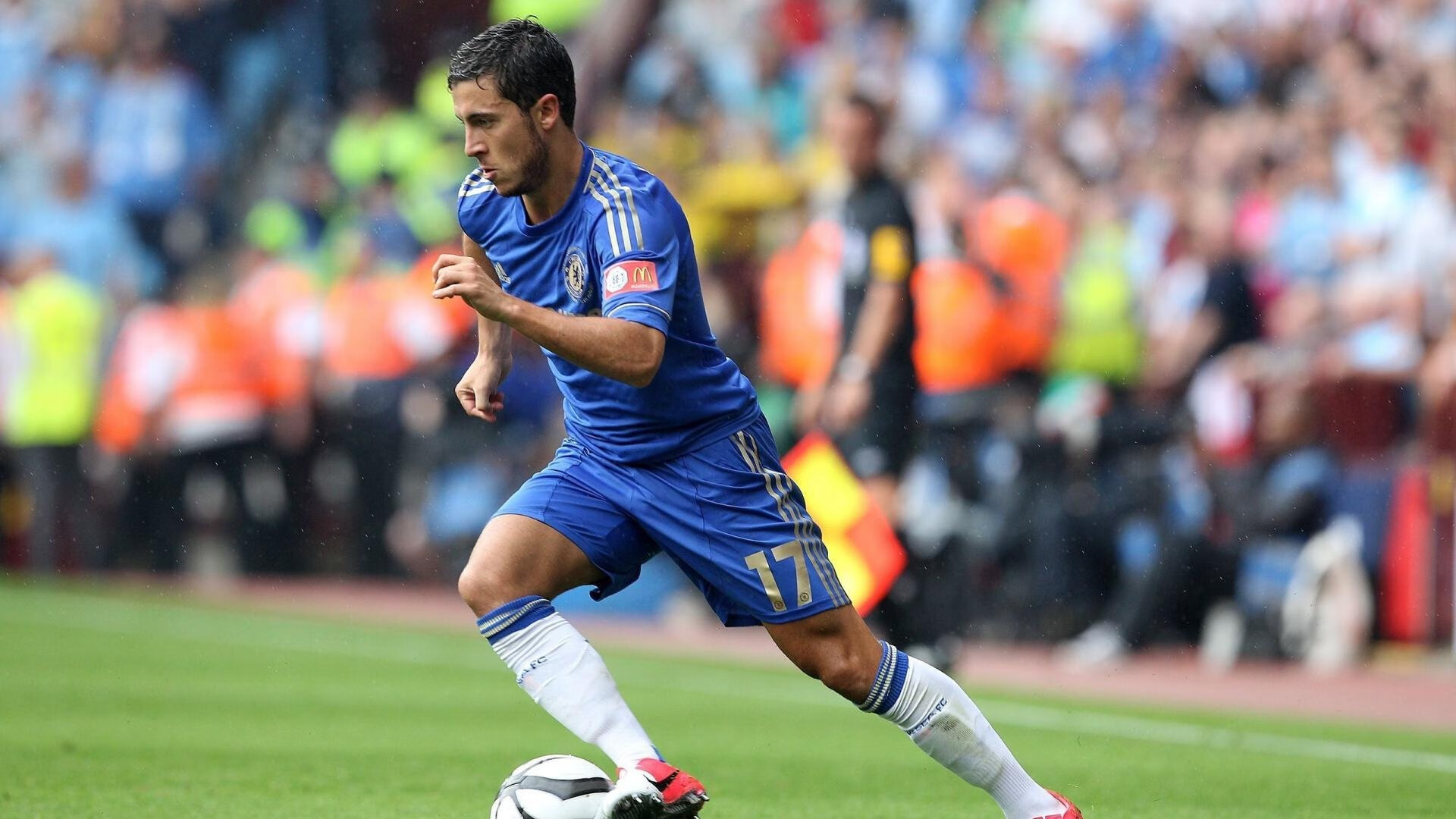 意乙焦点战波澜不惊，帕尔马与科莫互交白卷陷僵局